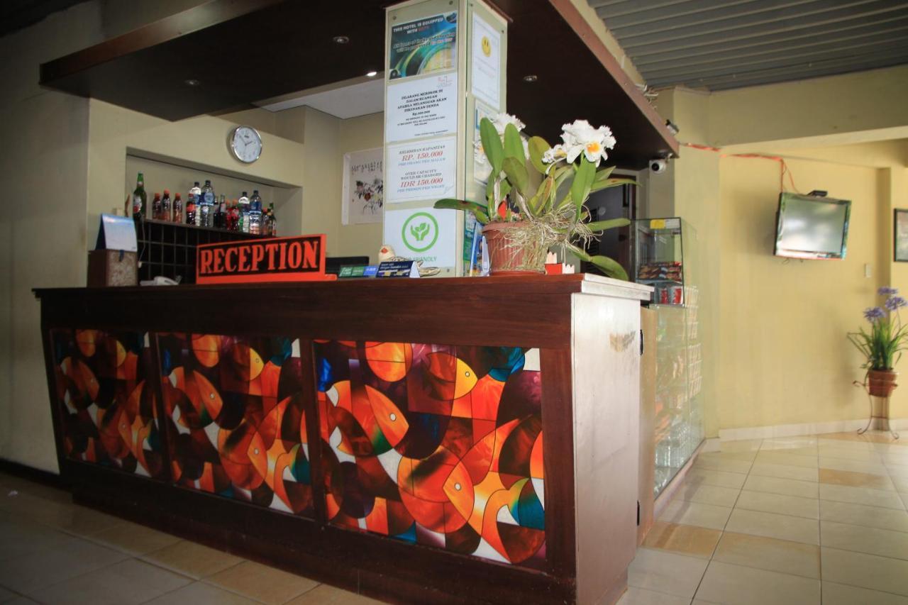Pandu Lakeside Hotel Parapat Ngoại thất bức ảnh